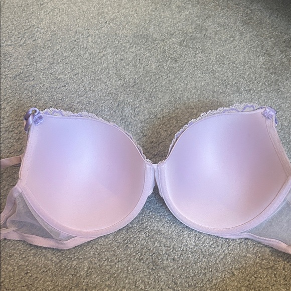 Victoria's Secret Lilac Lace Bra, 36DDD, Lightly worn - Picture 3 of 6